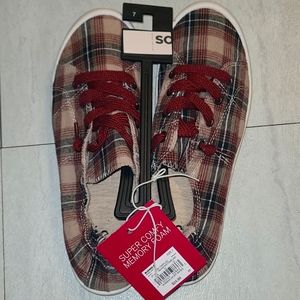 Kohl's SO Plaid slip on shoes size 7 womens Red/tan/black Nwt